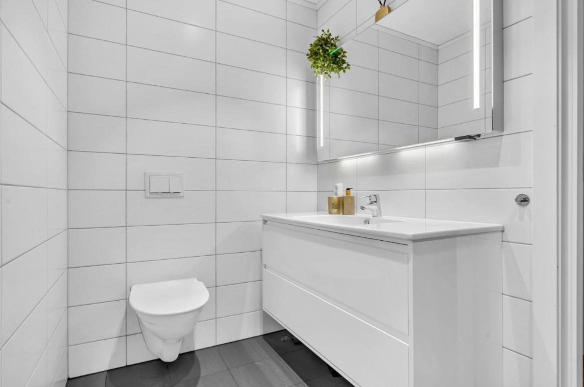 Les Homes - Modern & Cozy Stay Near Oslo Airport Nannestad Extérieur photo